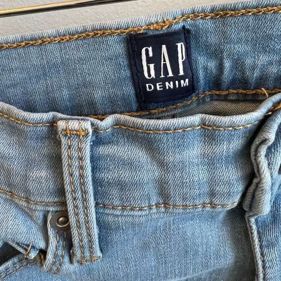 💥2/20$💥  Gap Jeans - Picture 2 of 4